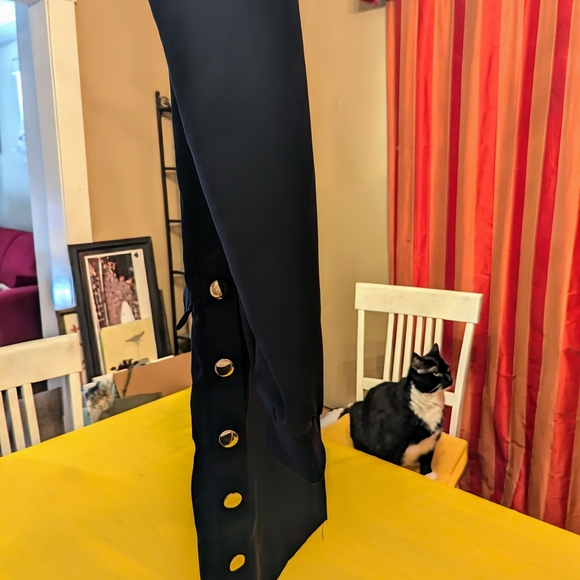 Micheal Kors Navy Jacket. - Picture 7 of 7